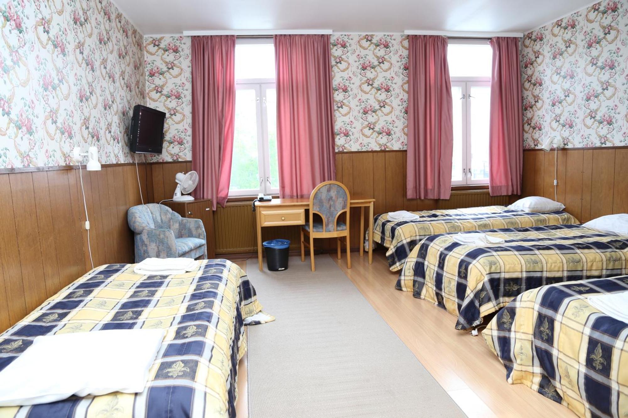 Hotelli Iisalmen Seurahuone Idensalmi Rom bilde